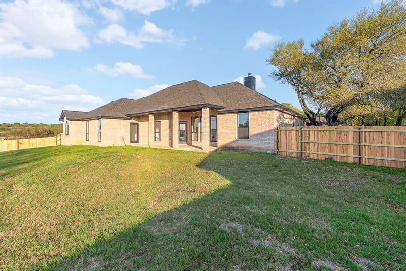 136 Spring Meadow Lane, Belton TX 76513 - Photo 30
