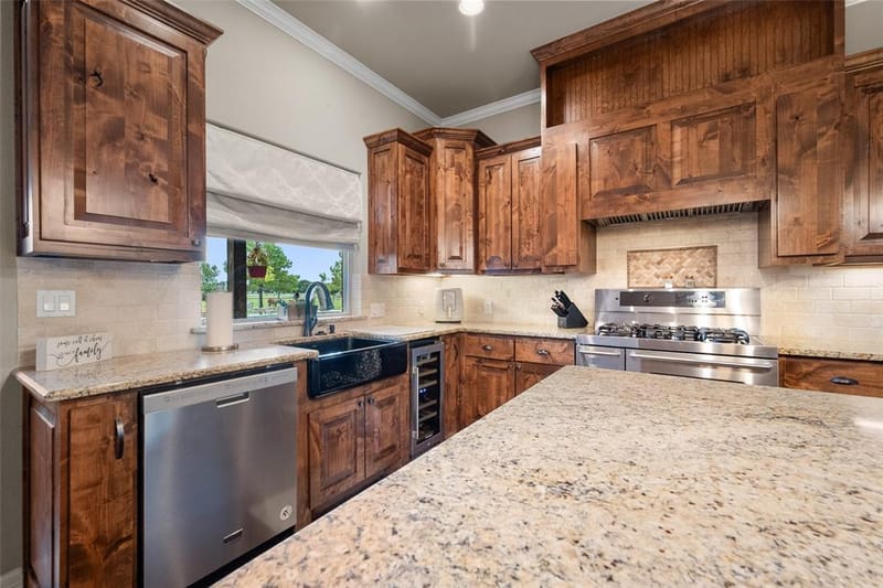 606 Sunset Point, Kerens TX 75144 - Photo 10