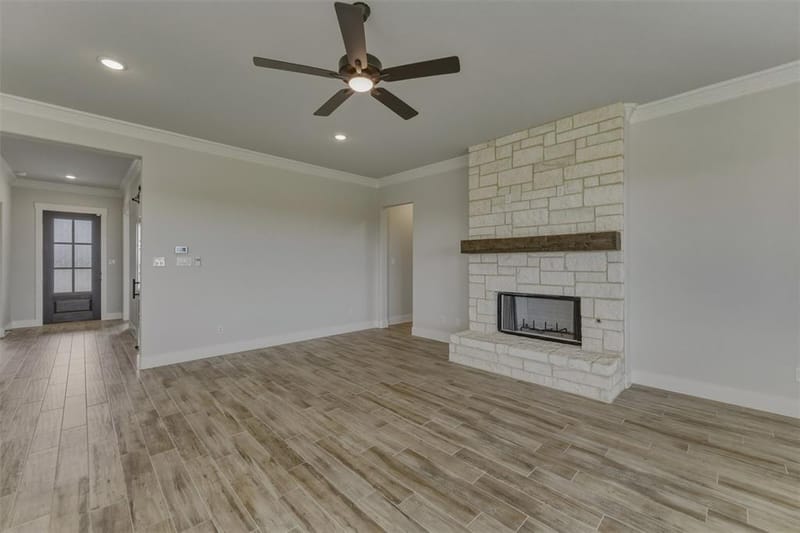413 Texas Sage Trail, Weatherford TX 76085 - Photo 8