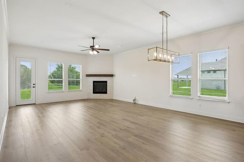 5009 Valley View Drive, Joshua TX 76058 - Photo 12