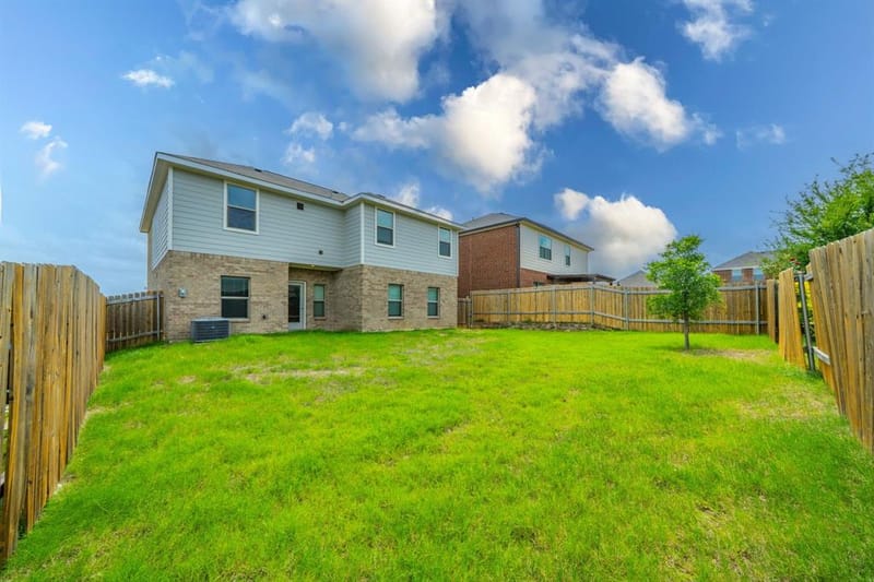 360 Ridgeland Oaks Drive, Fort Worth TX 76120 - Photo 25