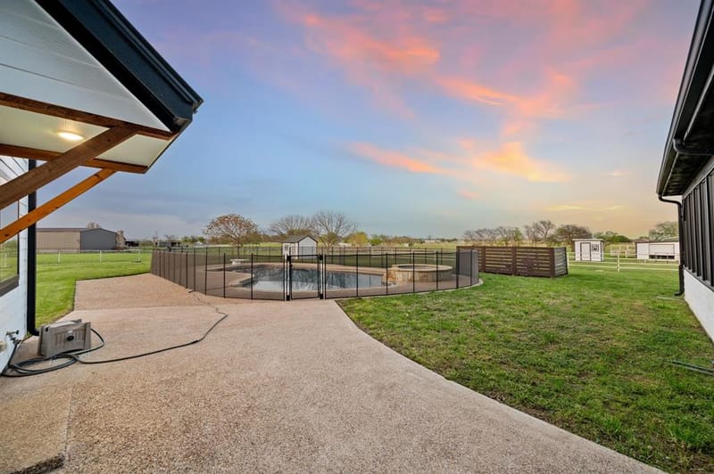 7384 Rector Road, Sanger TX 76266 - Photo 25