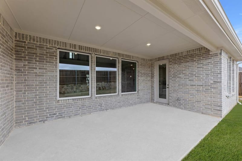 605 Aberdeen Lane, Mansfield TX 76063 - Photo 8