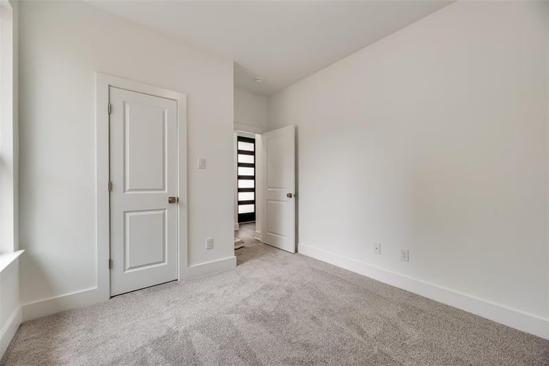 2511 Lea Crest Drive, Dallas TX 75216 - Photo 11