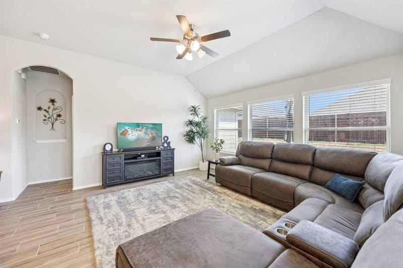 212 Magnolia Drive, Azle TX 76020 - Photo 13
