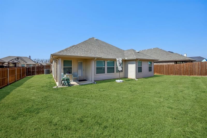 212 Magnolia Drive, Azle TX 76020 - Photo 28