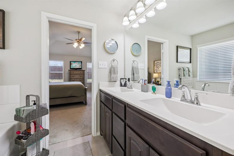 212 Magnolia Drive, Azle TX 76020 - Photo 19