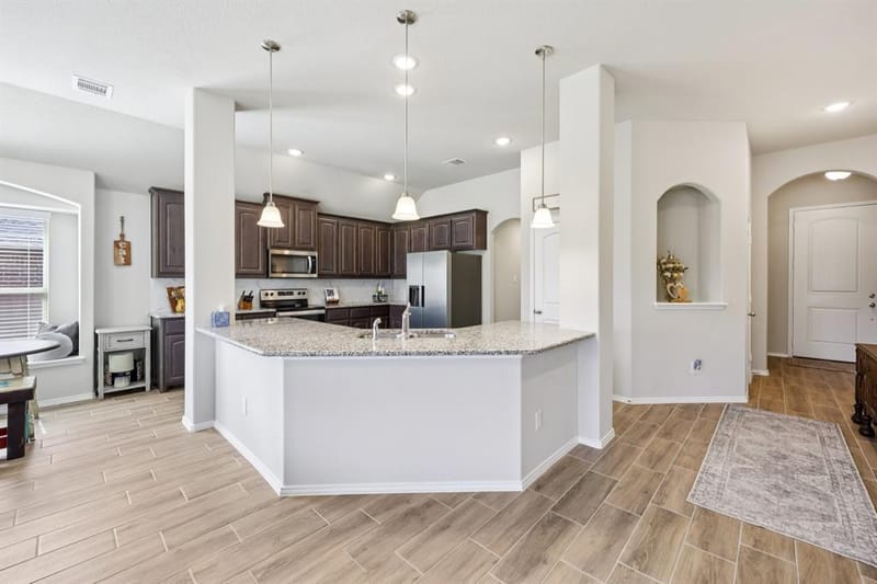 212 Magnolia Drive, Azle TX 76020 - Photo 4
