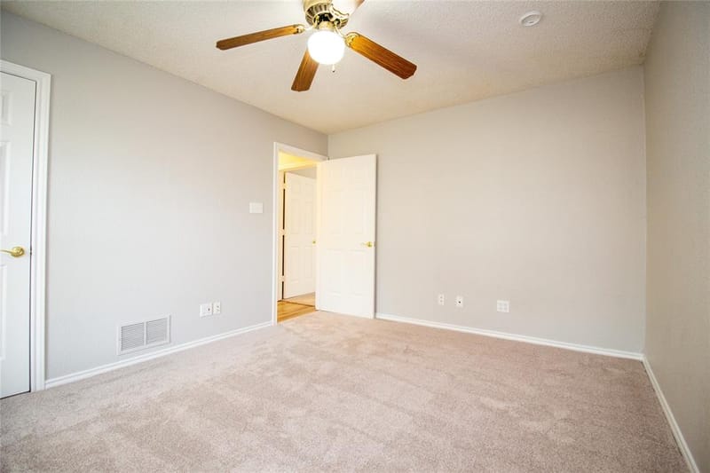 2410 Radcliffe Drive, Rowlett TX 75088 - Photo 33