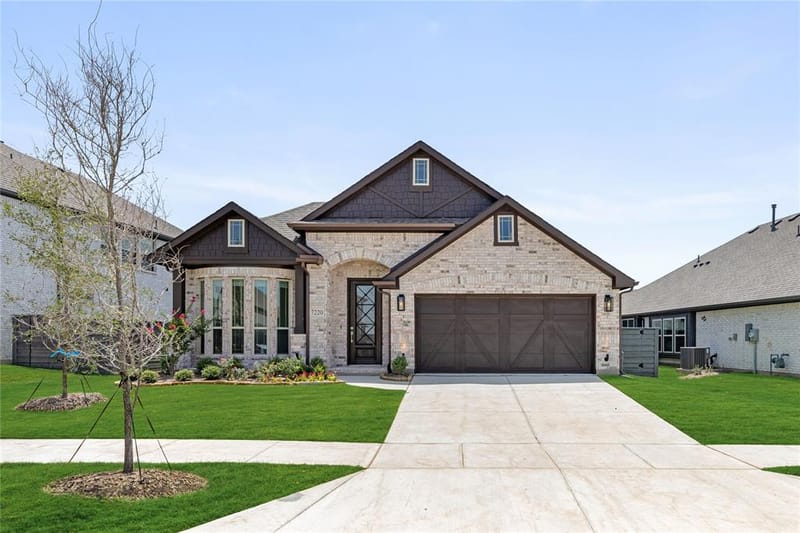 7220 Cherry Blossom Lane, Little Elm TX 76227 - Photo 2