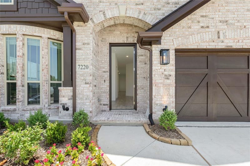 7220 Cherry Blossom Lane, Little Elm TX 76227 - Photo 4