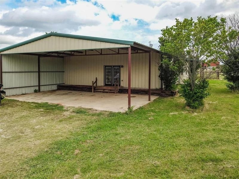 13630 N County Line Road, Ponder TX 76259 - Photo 20