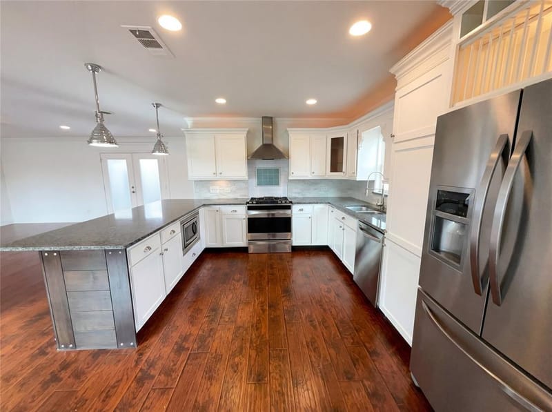 8541 Strathmore Drive, Dallas TX 75238 - Photo 2