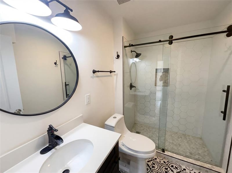 8541 Strathmore Drive, Dallas TX 75238 - Photo 13