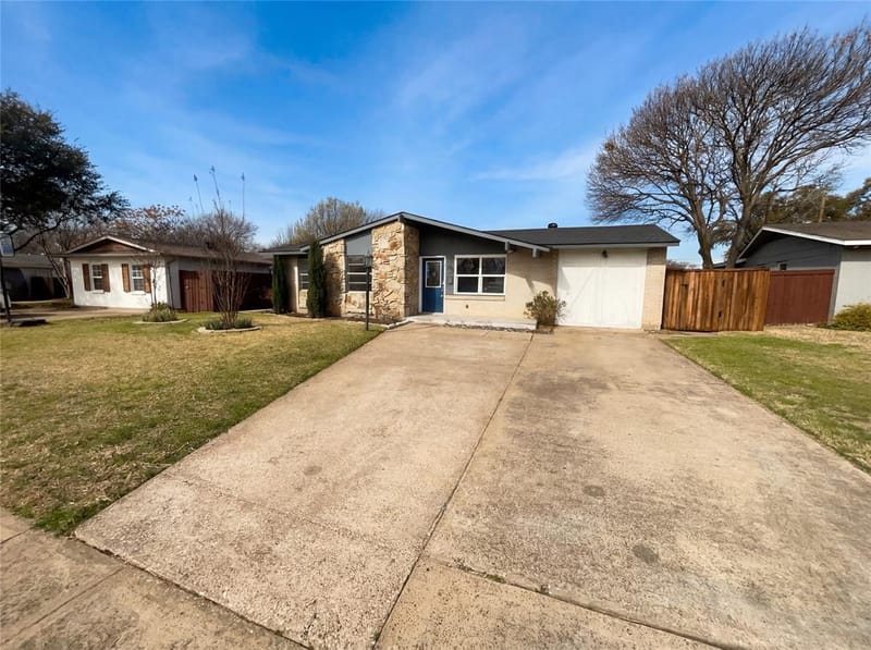 8541 Strathmore Drive, Dallas TX 75238