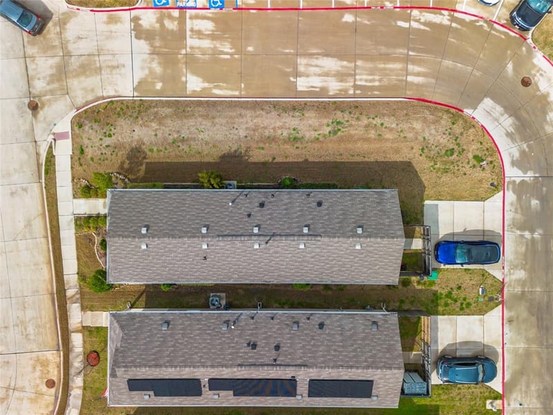 421 Corsair Way, Ferris TX 75125 - Photo 23