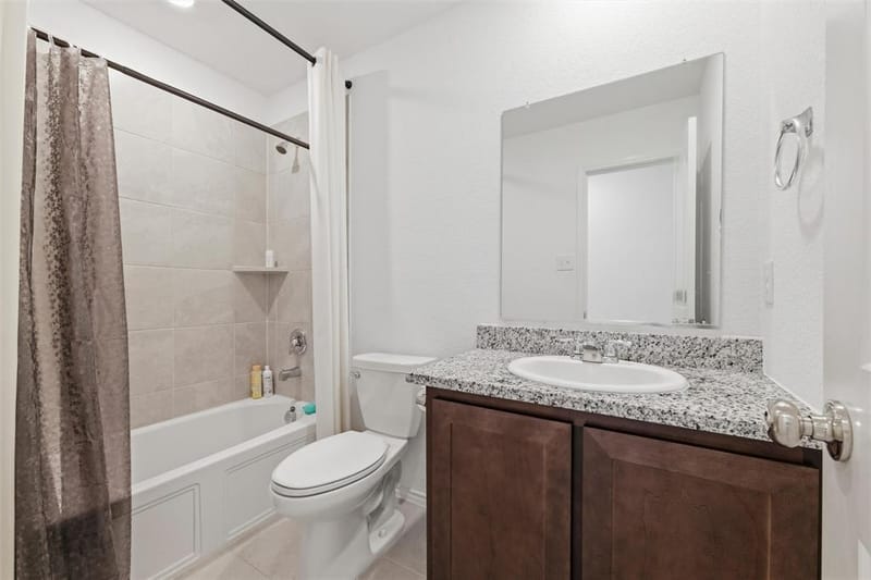 421 Corsair Way, Ferris TX 75125 - Photo 20
