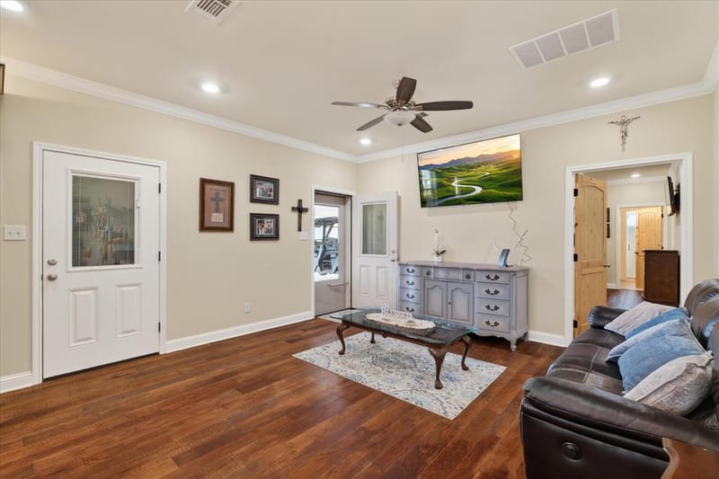 790 Bones Chapel Road, Whitesboro TX 76273 - Photo 32
