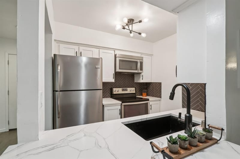 4859 Cedar Springs Road # 128, Dallas TX 75219 - Photo 15