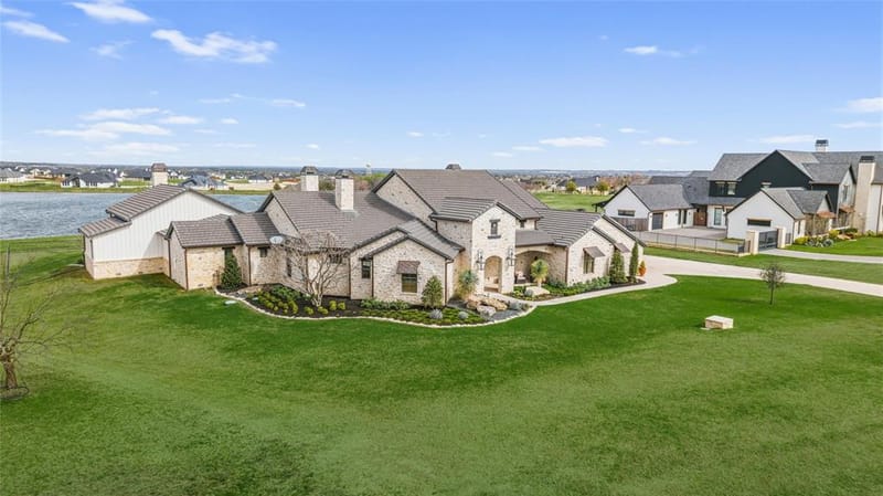 223 Angelina Drive, Aledo TX 76008 - Photo 2