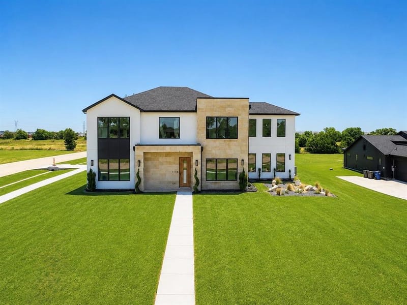 436 Whispering Way, Red Oak TX 75154