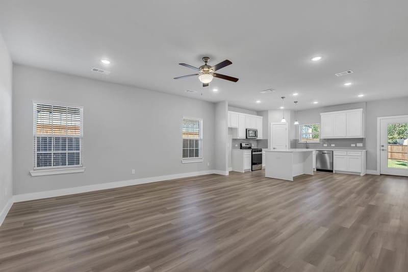 121 W Morton Street, Denison TX 75021 - Photo 7
