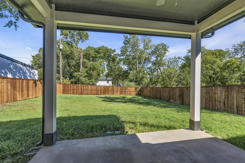 121 W Morton Street, Denison TX 75021 - Photo 25