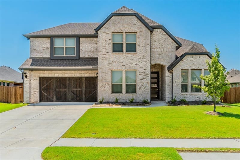 136 Wenham Way, Forney TX 75126