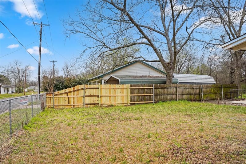 304 Texas Street, Sulphur Springs TX 75482 - Photo 31