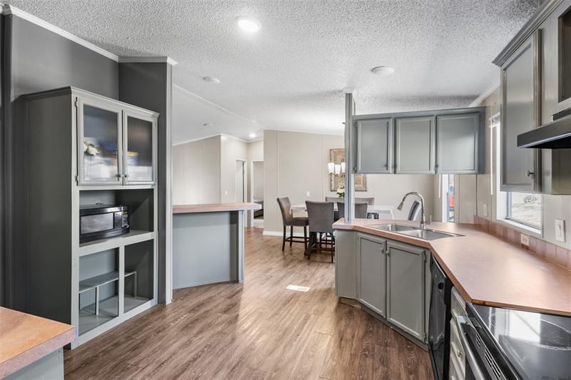 10700 County Road 525, Mansfield TX 76063 - Photo 5