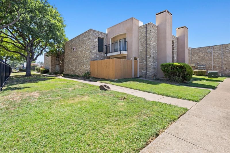 5634 Boca Raton Boulevard # 209, Fort Worth TX 76112 - Photo 22