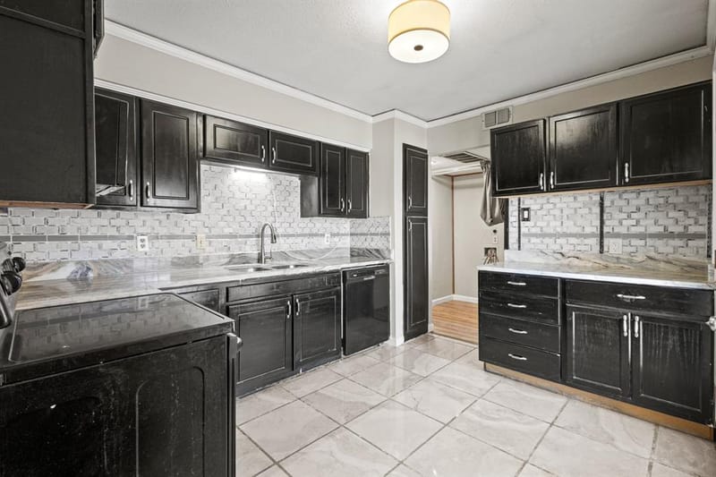 5634 Boca Raton Boulevard # 209, Fort Worth TX 76112 - Photo 11