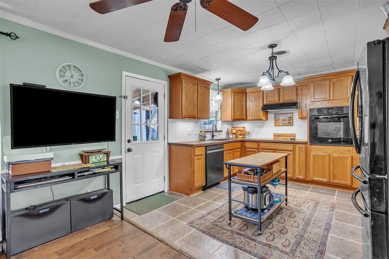 709 Hurstview Drive, Hurst TX 76053 - Photo 9