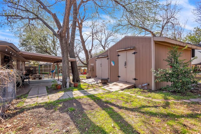 709 Hurstview Drive, Hurst TX 76053 - Photo 21