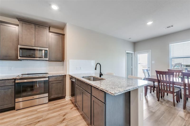 505 Lowery Oaks Trail, Fort Worth TX 76120 - Photo 9