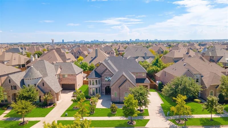 6616 Mountain Sky Road, Frisco TX 75036 - Photo 2