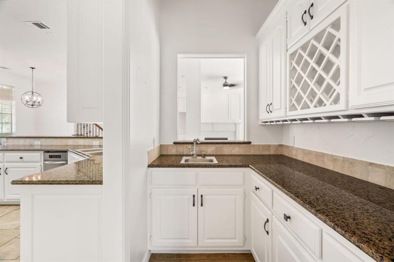 5621 Lindsey Drive, Plano TX 75093 - Photo 14