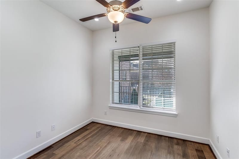 5015 Meridian Lane # 1102, Addison TX 75001 - Photo 11