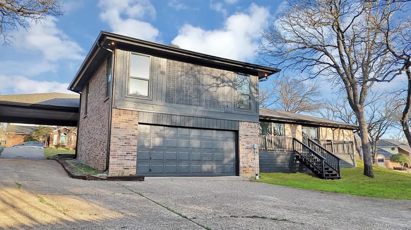 2814 Marquis Circle E, Arlington TX 76016 - Photo 4