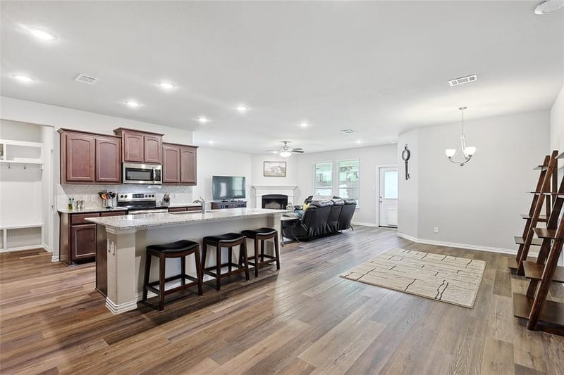 808 Feather Edge, Springtown TX 76082 - Photo 11