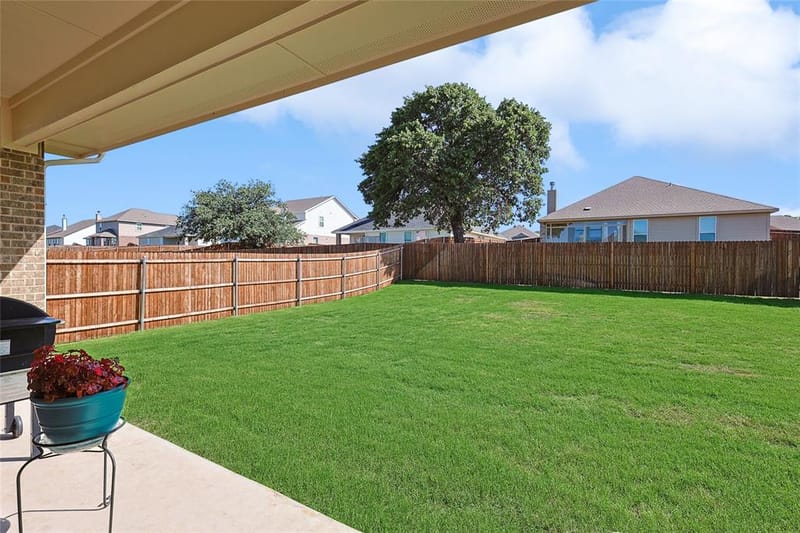 808 Feather Edge, Springtown TX 76082 - Photo 8