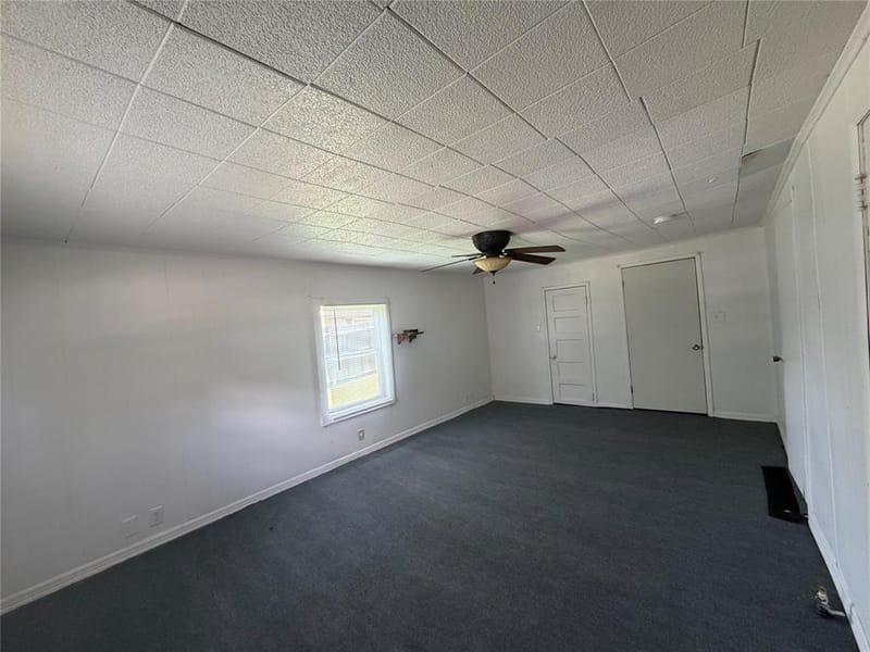 2931 S Barrett Avenue, Denison TX 75020 - Photo 10