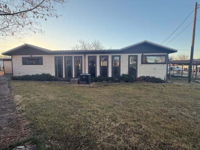 808 Flamingo Road, Granbury TX 76049 - Photo 3