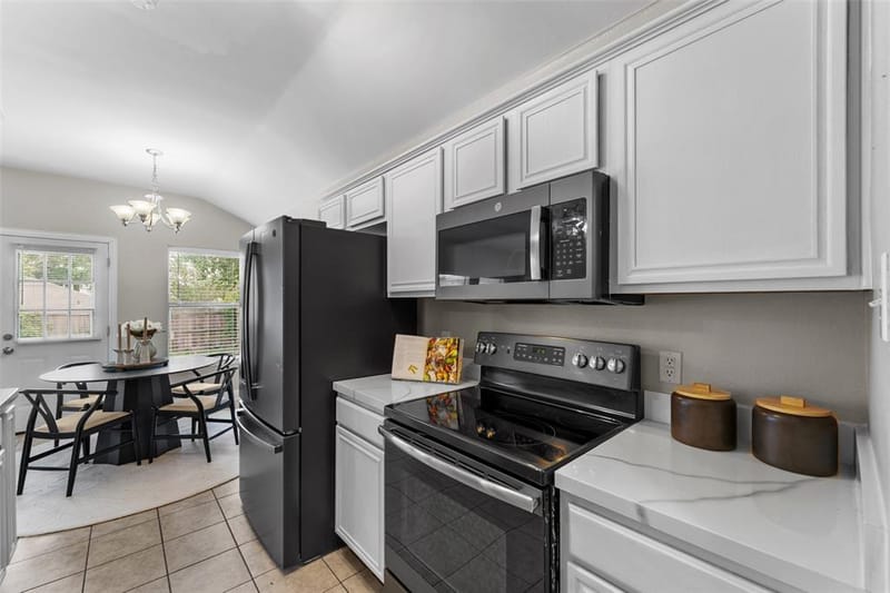 2408 Castle Ridge Drive, McKinney TX 75071 - Photo 8