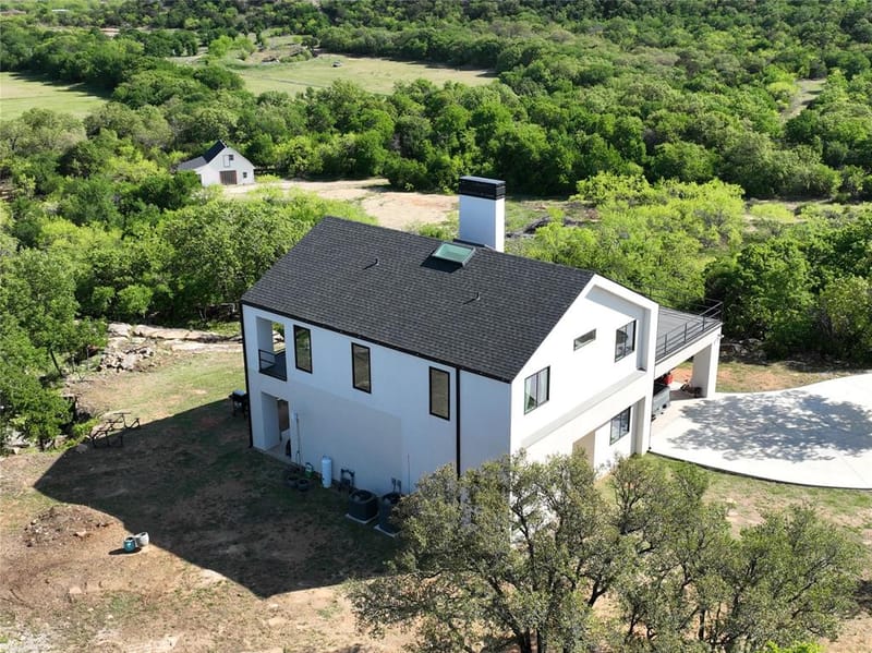 215 Lori Drive, Mineral Wells TX 76067 - Photo 6