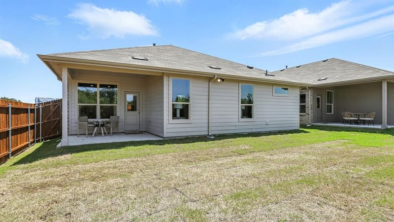 612 HARVEY Street, Grandview TX 76050 - Photo 39
