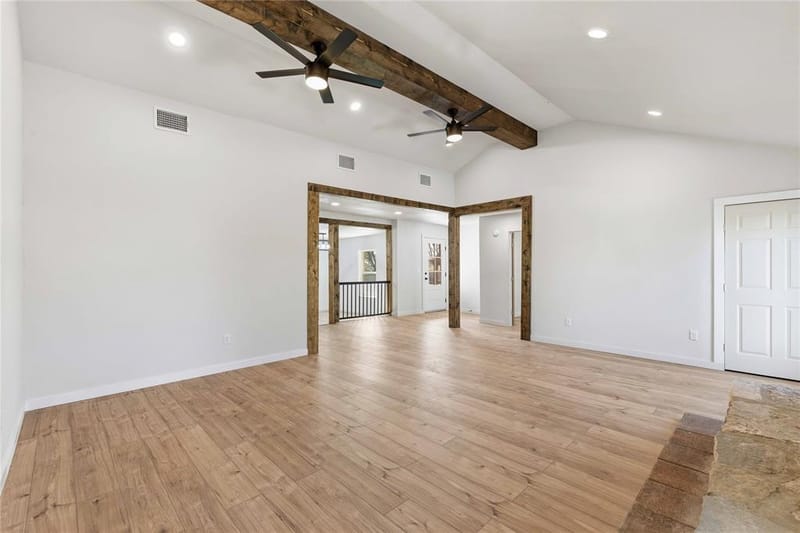 603 N Pearl Street, Comanche TX 76442 - Photo 9