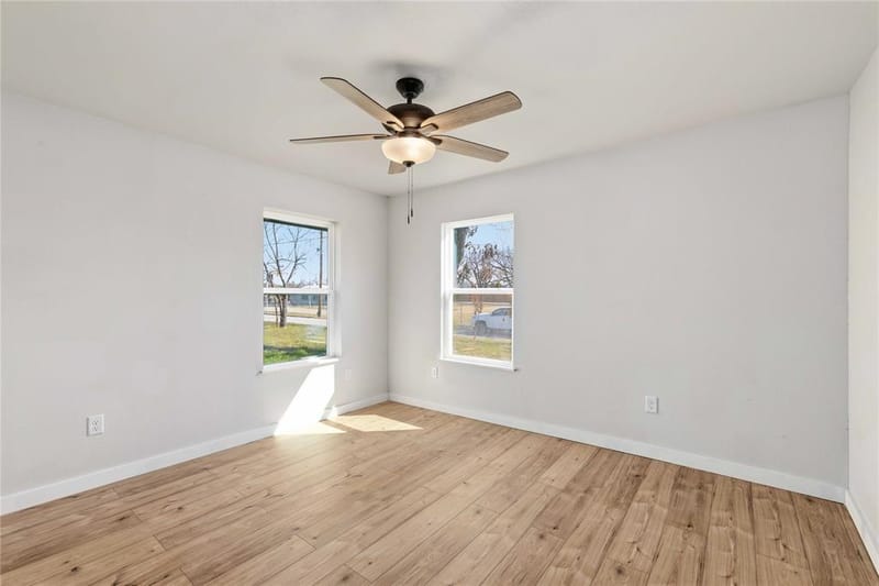 603 N Pearl Street, Comanche TX 76442 - Photo 19
