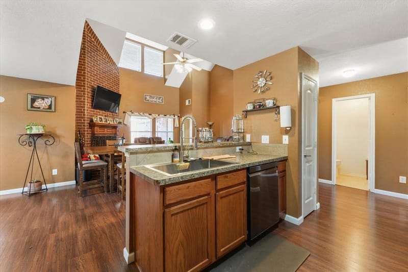 4008 Liberty Trail, Heartland TX 75126 - Photo 7