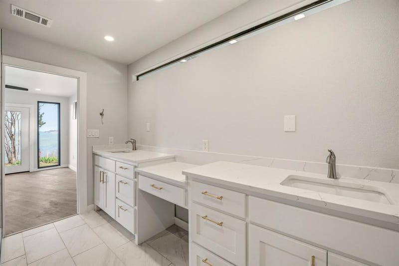 8245 Eagle Mountain Circle, Fort Worth TX 76135 - Photo 16